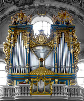 317_Austria Innsbruck_The Church Oppulant Pipe Organ