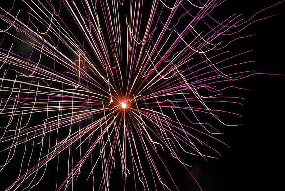 Fireworks_1f.jpg