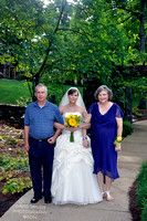 Bride and Her Parents_Photo by David Taylor Photography_10615