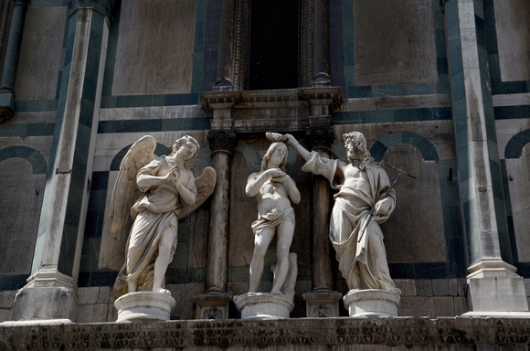 412_Italy_Florence_The Statues of the Cathedral of Santa Maria del Fiore