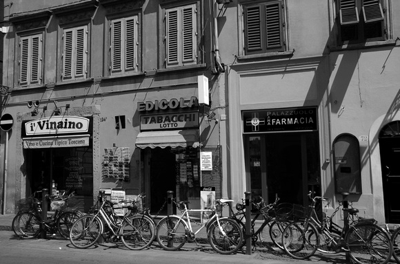 BW_397_Italy_Florence_For Bicycle Parking
