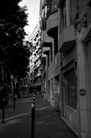 BW_100_France Paris_A Street in Paris