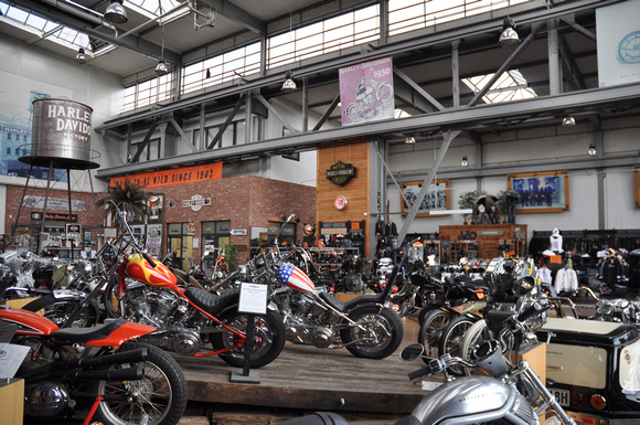 237_Germany Frankfurt_The Harley Shop in Frankfurt_1